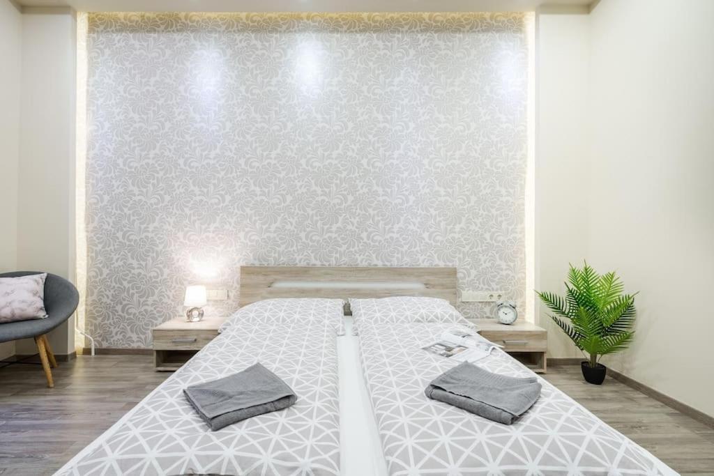 Szalag Utca 6 Luxurious Flat Castle District Apartment บูดาเปสต์ ภายนอก รูปภาพ